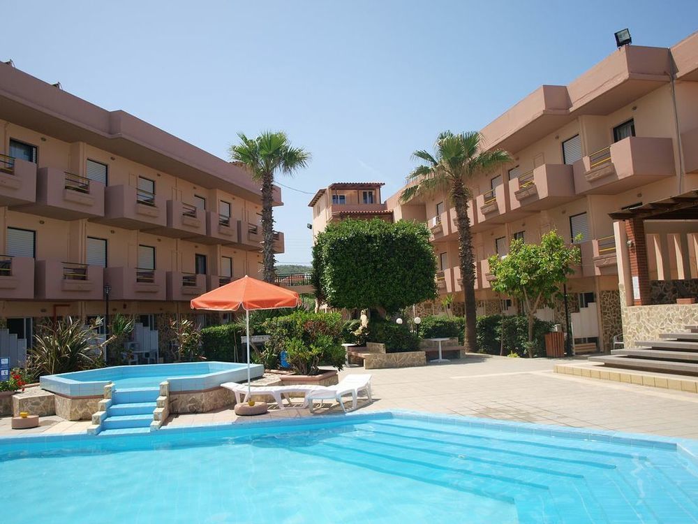 Hotel Haris On The Beach Agia Marina Exterior foto